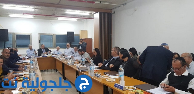 عقد اول جلسة عمل في بلدية اللد ولأول مرة انتخاب ممثل عربي نائب اول للرئيس‎